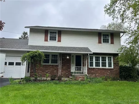5131 Bear Rd, Syracuse, NY 13212
