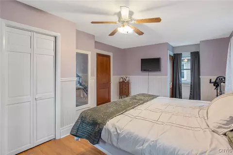 Bedroom - 135 E Warrington Rd, Syracuse, NY 13205 photo 2 of 5