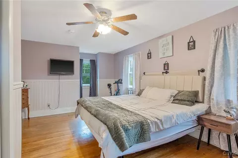 Bedroom - 135 E Warrington Rd, Syracuse, NY 13205 photo 1 of 5