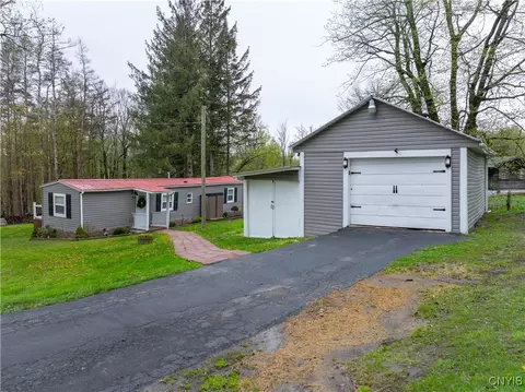 750 Mckennan Rd, Herkimer, NY 13350