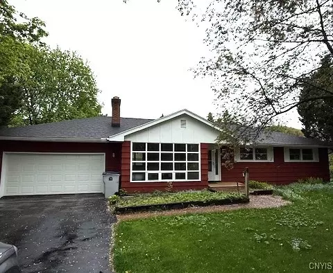 112 Woodmancy Ln, Fayetteville, NY 13066