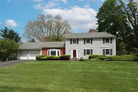 7643 Somerset Ln, Manlius, NY 13104