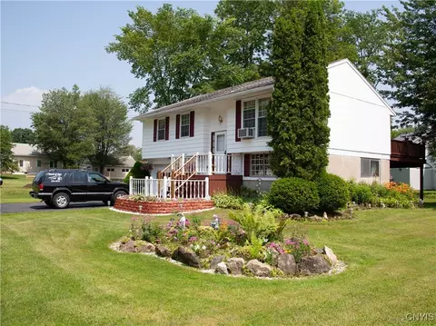 208 Mcrae St, Rome, NY 13440