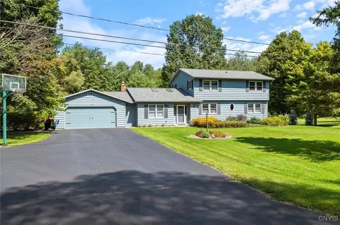 6081 Holcomb Hill Rd, Lafayette, NY 13084