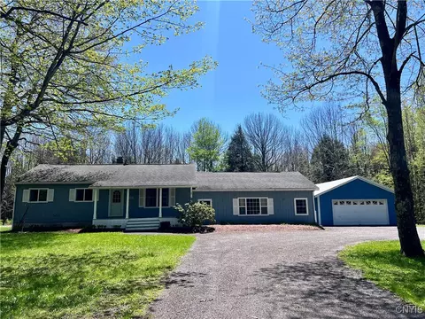 8595 Price Rd, Floyd, NY 13354