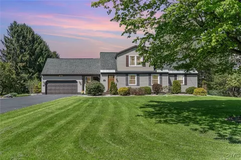 4717 NE Townline Rd, Marcellus, NY 13108
