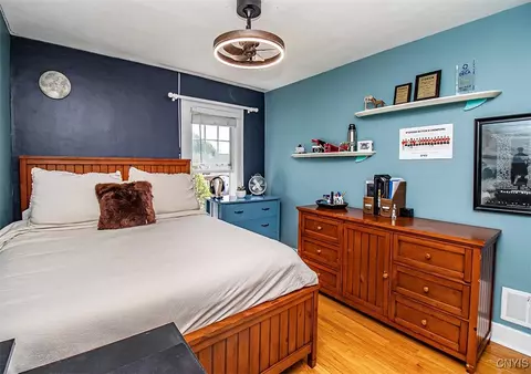Bedroom - 210 Wellington Rd, Syracuse, NY 13214 photo 4 of 5
