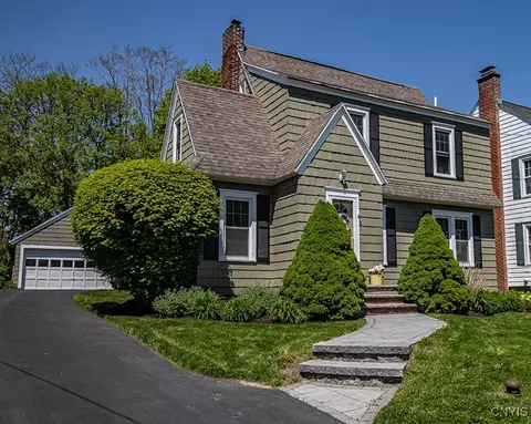 Exterior - 210 Wellington Rd, Syracuse, NY 13214 photo 2 of 10