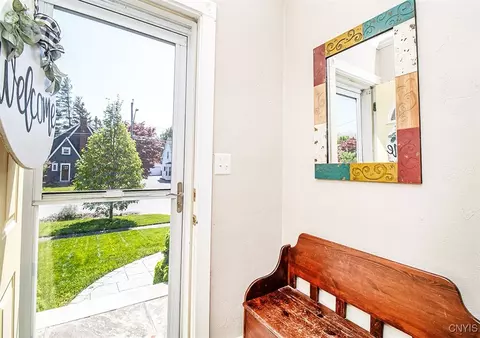 Entry Way - 210 Wellington Rd, Syracuse, NY 13214 photo 1 of 5