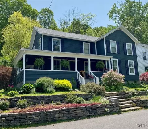 25 South St, Camillus, NY 13031