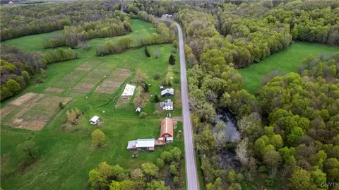 138 Wart Rd #107, Lacona, NY 13083