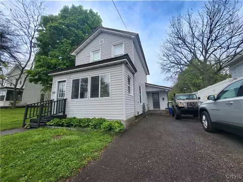 509 S 1st St, Fulton, NY 13069