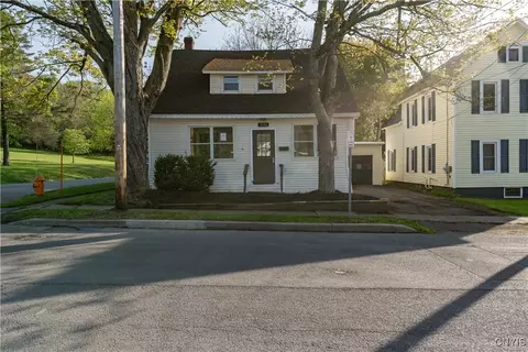 1136 Franklin St, Watertown, NY 13601