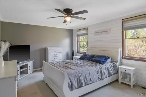 Bedroom - 36 Braeside Rd, Lysander, NY 13027 photo 2 of 8