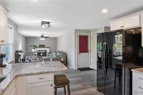 Entry Way - 36 Braeside Rd, Lysander, NY 13027 photo 2 of 2