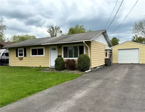 1004 W Thomas St, Rome, NY 13440