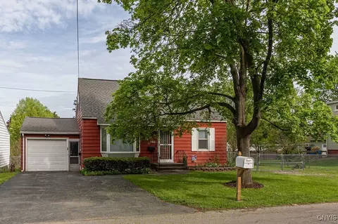 108 S Roosevelt Ave, Salina, NY 13088