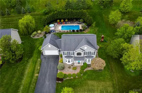 5061 Yellow Wood Pkwy, Jamesville, NY 13078