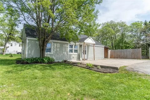 77 Bridge St, Champion, NY 13619