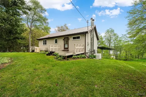 4064 Kayuta Ter, Remsen, NY 13438