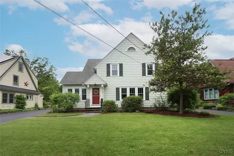 110 Dewittshire Rd, Syracuse, NY 13214