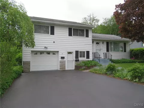 6 Helen Ave, New Hartford, NY 13413