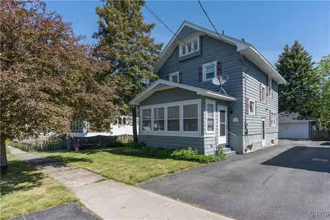 1105 Salina St, Watertown, NY 13601
