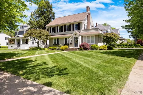 Exterior - 457 Broad St, Oneida, NY 13421 photo 2 of 5