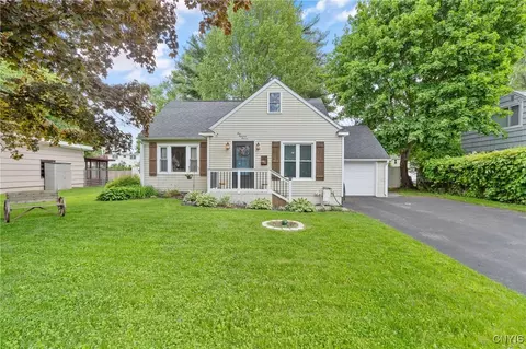 111 Patricia Ln, Syracuse, NY 13212