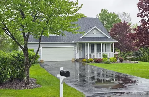 108 Sunflower Cir, Frankfort, NY 13340