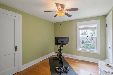 Bedroom - 237 Sunstruck Dr, Syracuse, NY 13206 photo 8 of 9