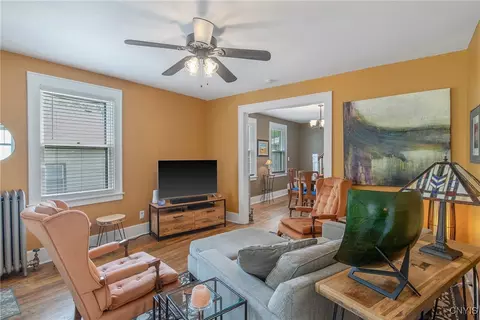 Living - 237 Sunstruck Dr, Syracuse, NY 13206 photo 2 of 2