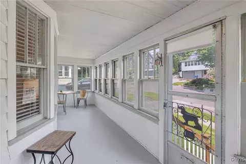 Exterior - 237 Sunstruck Dr, Syracuse, NY 13206 photo 2 of 5