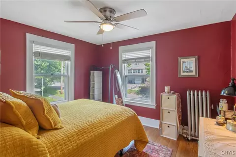 Bedroom - 237 Sunstruck Dr, Syracuse, NY 13206 photo 6 of 9