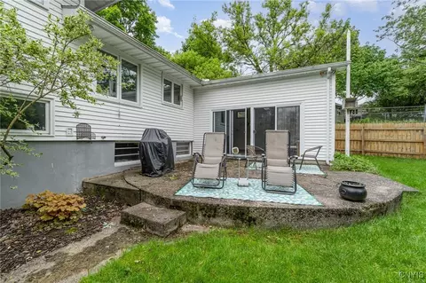 Exterior - 310 Wedgewood Ter, Syracuse, NY 13214 photo 6 of 9