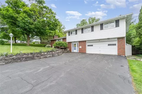 Exterior - 310 Wedgewood Ter, Syracuse, NY 13214 photo 2 of 9