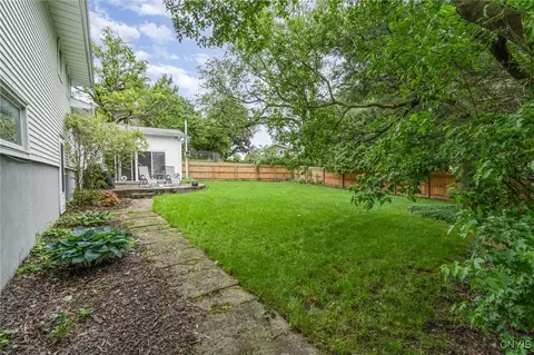 Exterior - 310 Wedgewood Ter, Syracuse, NY 13214 photo 7 of 9