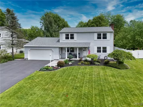 8260 Dexter Pkwy, Lysander, NY 13027