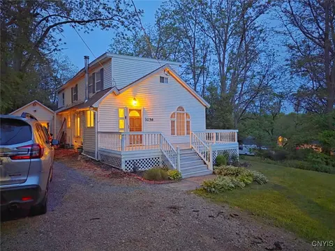 3256 Lords Hill Rd, Onondaga, NY 13120