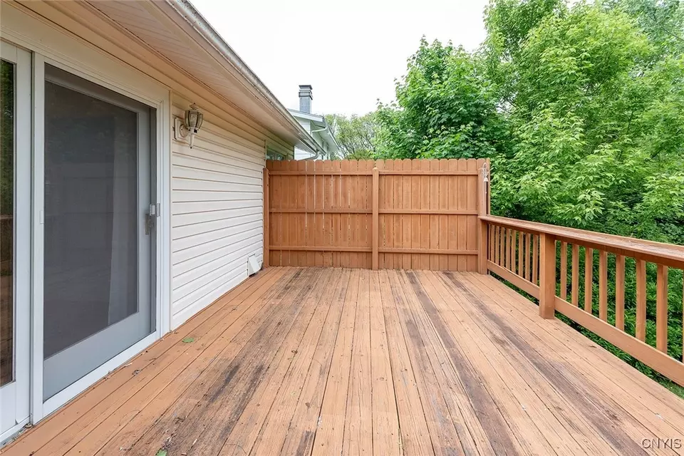 Exterior - 219 Longmeadow Dr, Syracuse, NY 13205 photo 5 of 10