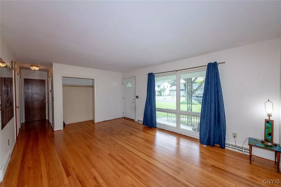 Living - 219 Longmeadow Dr, Syracuse, NY 13205 photo 3 of 4