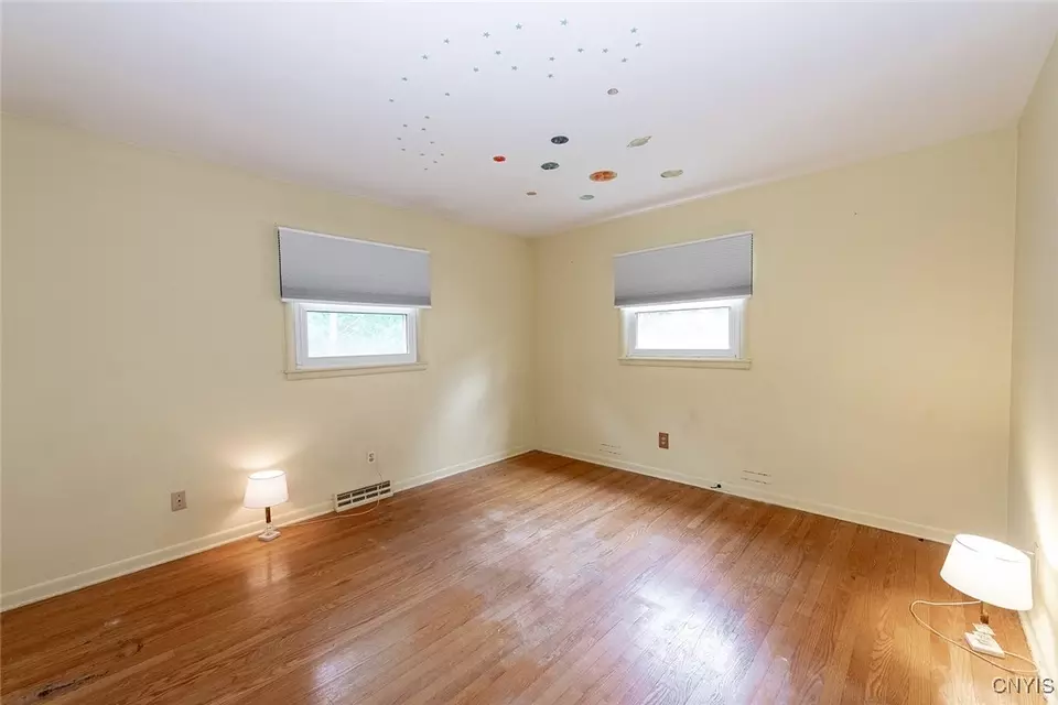 Bedroom - 219 Longmeadow Dr, Syracuse, NY 13205 photo 6 of 14