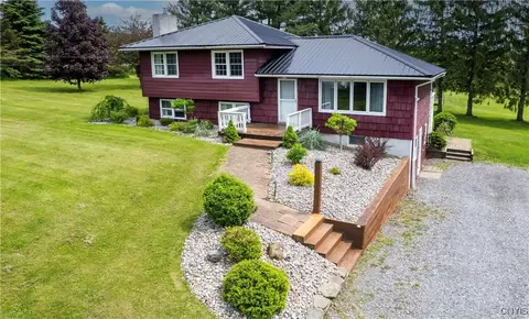 3232 Lyon Rd, Nelson, NY 13035