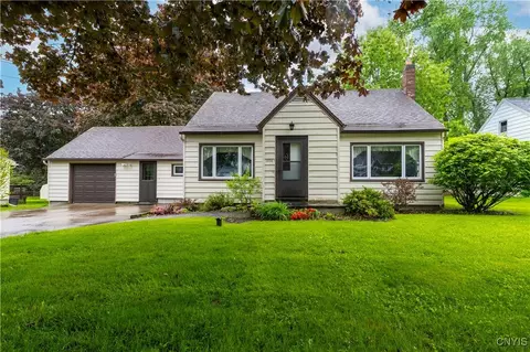 114 E Dauenhauer St, East Syracuse, NY 13057