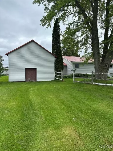3371 Frederick Rd, Madison, NY 13402 photo 9