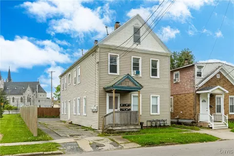 711 Bristol St, Utica, NY 13502