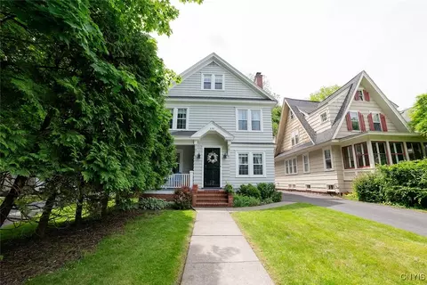 330 Wellesley Rd, Syracuse, NY 13207