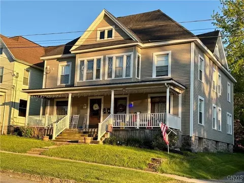 6 Cottage St # -8, Auburn, NY 13021