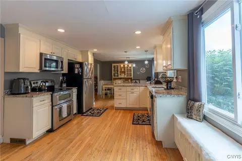 8401 Quadrant Ln, Baldwinsville, NY 13027 photo 8