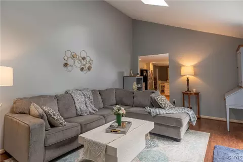 8401 Quadrant Ln, Baldwinsville, NY 13027 photo 19